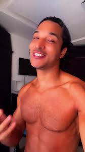 Toca #luizasonzaoficial aí?#tiktoklive #livehighlights