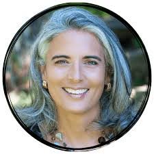 Maria Sirois's Instagram, Twitter & Facebook