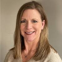 Erin Crump's Instagram, Twitter & Facebook