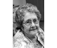 Mary Derringer's Instagram, Twitter & Facebook