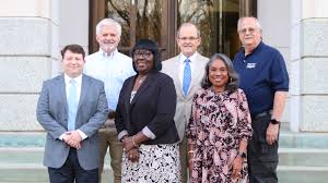 Madison Co. Schools على X: "On School Board Appreciation Week & every week  we are thankful for the selfless service of our Madison County Board of  Education! Thank you, Philip Huskey, Dr.