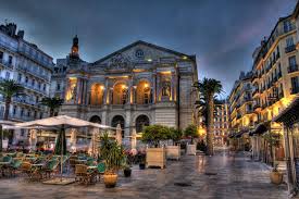 Both the strategic importance of the naval base and the prestige of the revolution demanded that the french recapture toulon. Salles De Mariage Toulon Mariee Fr