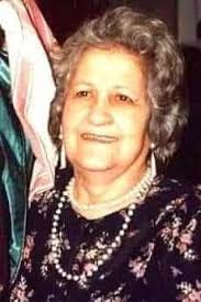 AMADA MADRE, MARIANA ABRAHAM AZOR DE LARICE, hoy cumplirias 100 años, de  padres libaneses naciste en Mar del Plata el 17 de diciembre de 1924.  GRACIAS POR DARNOS LA VIDA, FELIZ CUMPLEAÑOS