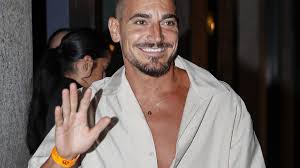 Brigitte Bozzo porno toys her pussy