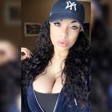 Lori Kaye Carson (@Blackpoison_xx)