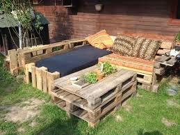 76 Ideen Fur Palettenmobel Oder Was Man Aus Europaletten Bauen Kann Palettenmobel Im Freien Diy Paletten Outdoor Dekorationen