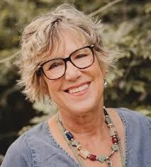 Sheila Wathen's Instagram, Twitter & Facebook