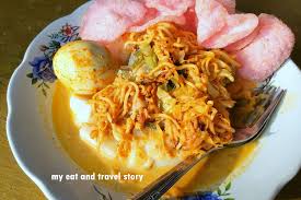 Reviewed by morinx on mei 14, 2021 rating: Sarapan Lontong Pical Di Dapur Minang Lima Saudara Bandung My Eat And Travel Story