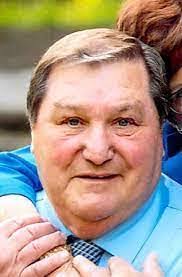 Lori Tabbert's Instagram, Twitter & Facebook