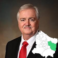 Robert Peay's Instagram, Twitter & Facebook