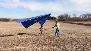 The first to master the new aircraft was the australian athletes, who in 1962 adapted the water snake (this was the name for the somewhat reduced copy of the rogallo wing. Our Home Made Hang Glider Youtube