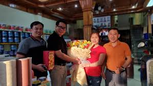 SẾP NGÔ QUỐC CƯỜNG ĐẾN THĂM ĐẠI LÝ CHUNG THUYẾT TẠI TP. ĐỒNG HỚI, QUẢNG  BÌNH.