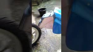 Pake duit, berharap dpt barang bagus.malah ada yang miring.walaupun seandainya pihak dealer mau menerima klaim, tapi klo motoblast.jadi malas harus ngurus ini itu lagi.ya kan. Cara Memotong Spakbor Depan Mio Youtube