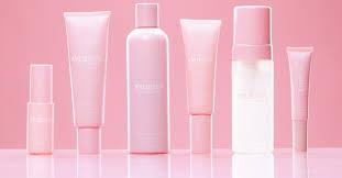 Kim kardashian teases kylie jenner about her controversial face wash tutorial. Kylie Jenner Announces Launch Of New Skincare Brand Kylie Skin