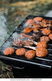 shutterstock koleksiyonunda hd kalitesinde turkish style meatball barbecue mangal temali stok gorseller ve milyonlarca baska tel barbecue fotograf illustrasyon