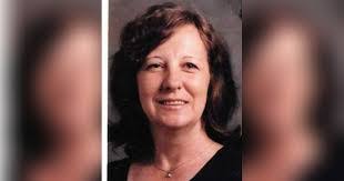 Connie Pratt's Instagram, Twitter & Facebook