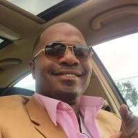 100+ "Warren D." profiles