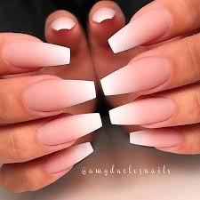Matte Acrylic Nails Acrylic nails are attached to the natural length to increase the length of the nails.