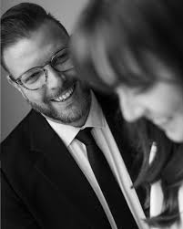 Dreaming of this day all over again 🤩🥹✨ @tempestbrock @thejustinbrock  Venue/Catering: @castlehilloxford Planner: @eburton419 Photographer:  @taylorsquare_weddings Florals: @southernbloomfloral Band:  @becollective.live @gotgroovenola Harpist ...