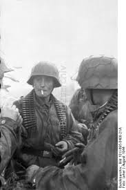 Powstanie warszawskie/warsaw uprising 1 sierpnia 1944/1 august 1944. Powstanie Warszawskie W Niemieckim Obiektywie Foto Historia Org Pl Historia Kultura Muzea Matura Rekonstrukcje I Recenzje Historyczne