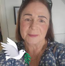 Eunice Power is in the kitchen today and will ba making an Easter Chocolate  Cake at 4pm and then a Root vegetable gratin with crème fraiche and Gruyère  at 5.10pm