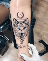 Artist 8rebecca9 the 🦅 is not made by her, follow us for more. 35 Inspiring Arm Tattoo Design Ideas For Women 2020 Sooshell