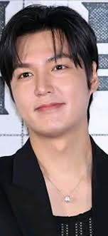 I love your work ❤️☺️ and I'm with you if you are crying 🦋