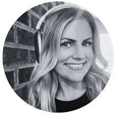 Estella Torres's Instagram, Twitter & Facebook