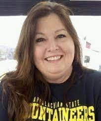 Dianne Fortner's Instagram, Twitter & Facebook