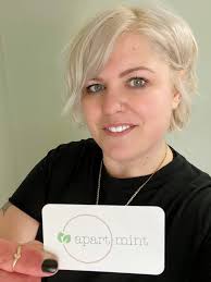 ApartMint Hair Studio opens doors and offers cancer care services