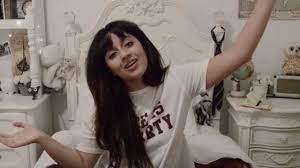 Round table ukulele tabs with chords, learn to play round table uke songs with ukulele tabs. From The Dining Table Ukulele Tutorial Youtube