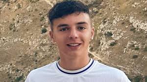 Fussball und Schule im Gleichschritt