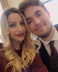 Amberly K Lopez (@akr_justme) • Instagram photos and videos