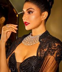 Beauty Queen 👑 Jacqueline In Black 🖤✨