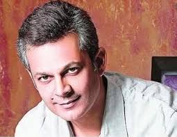 Nasir Khan's Instagram, Twitter & Facebook