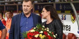 Cezary kulesza w środę został wybrany na nowego prezesa polskiego związku piłki nożnej i natychmiast pojawiły się pytania o przyszłość selekcjonera reprezentacji polski paulo sousy. Kulesza Na Pewno Trzeba Poprawic I Usprawnic Proces Szkolenia