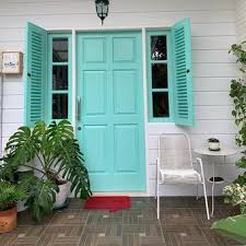 Warna cat rumah minimalis terbaru 2019, bagian dalam dan luar ruangan rumah merupakan sebuah kebutuhan primer yang harus dipenuhi. 5 Inspirasi Warna Cat Untuk Teras Rumah Halaman All Kompas Com