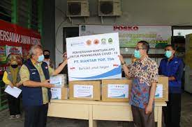 Saya sangat berterima kasih berkat kerja di stt saya menjadi pribadi yg lebh baik. Pt Siantar Top Tbk Serahkan Bantuan Kesehatan Ke Pemerintah Kota Bekasi Fin Co Id