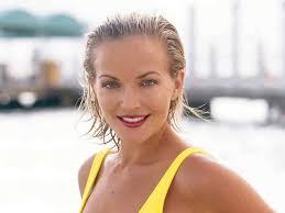 People can't believe Tom Cruise and Brad Pitt are older than this political  candidate