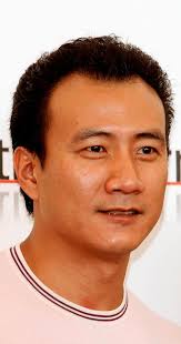 Jun Hu Pictures and Photos