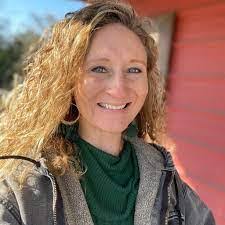 Mitzi Baird's Instagram, Twitter & Facebook