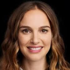 Natalie portman ve scarlett johansson, anne ve mary boleyn kız kardeşleri canlandırmaktadır. Natalie Portman The Movie Database Tmdb