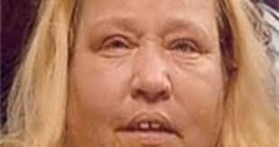 Sue Gore's Instagram, Twitter & Facebook