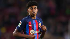 Quién es y cómo juega Lamine Yamal? La promesa récord de 16 años del  Barcelona | Sporting News Mexico