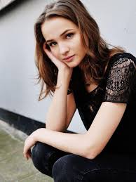 Lisa Vicari - Free pics, galleries & more at Babepedia