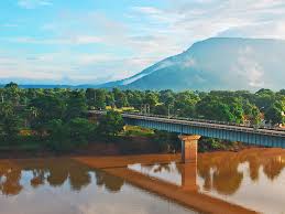ປາກເຊ pȁːk séː 'mouth of the river'; Pakse Absolute Asia Travel
