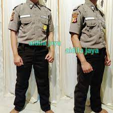 Dulu di smu gw termasuk salah satu cowo yang di puja sama wanita… dari kelas 1 sampai kelas 3. Harga Seragam Satpam Terbaik Juni 2021 Shopee Indonesia