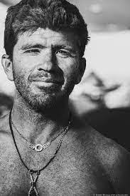 Echo Palmer's Instagram, Twitter & Facebook