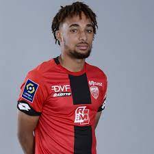 Je trouve ce joueur très intéressant Sacha Boey Rennes Ligue 1 Uber Eats