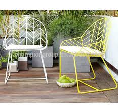 Shop trendy outdoor chairs for your home at coleman furniture. Wire Mesh Outdoor Chair White Steel Side Chair Wr 3341 Buy Steel Wire Dining Chair White Wire Chairs Bend Design Wire Chair Product On Alibaba Com